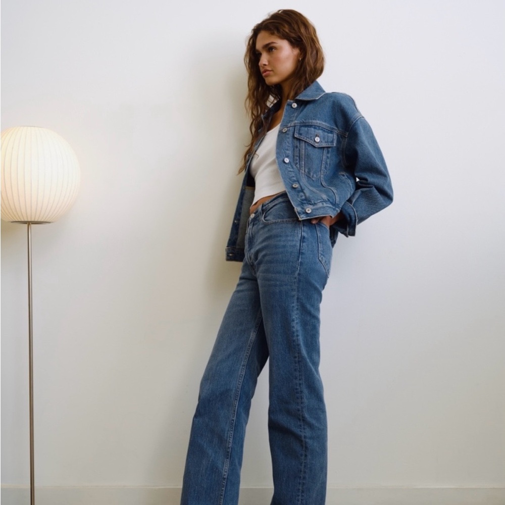 Abercrombie & Fitch 90’s Relaxed High Waisted Jeans